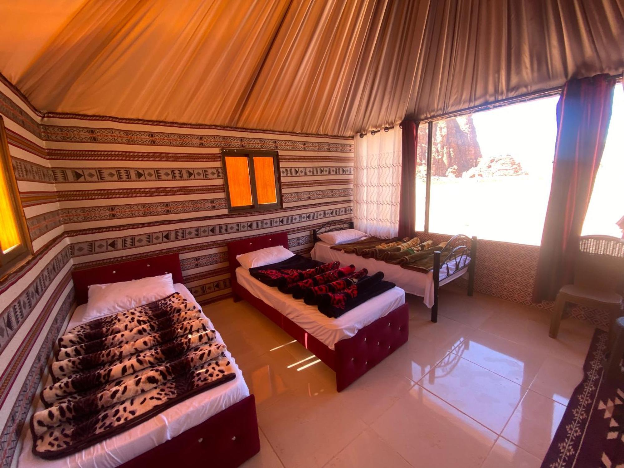 Khazali Mountain Camp Hotel วาดิรัม ภายนอก รูปภาพ